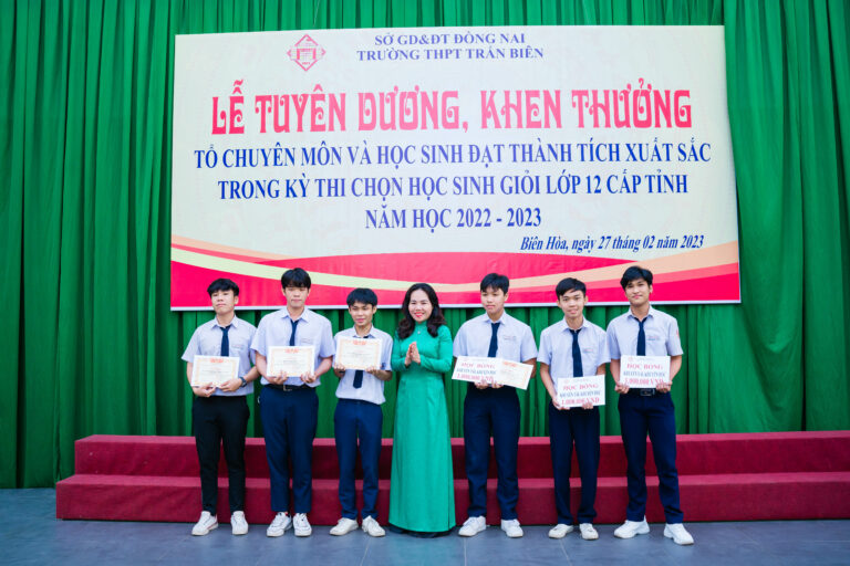 Thành tích học sinh giỏi tỉnh năm học 2022 – 2023 của trường THPT Trấn Biên